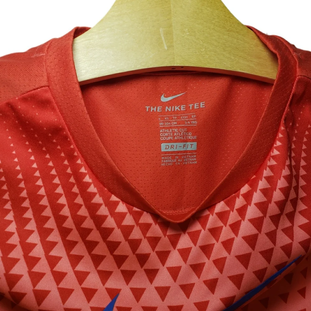 Nike XS / 4 Girls Dri-fit Athletic Fit Patterned Logo Top
